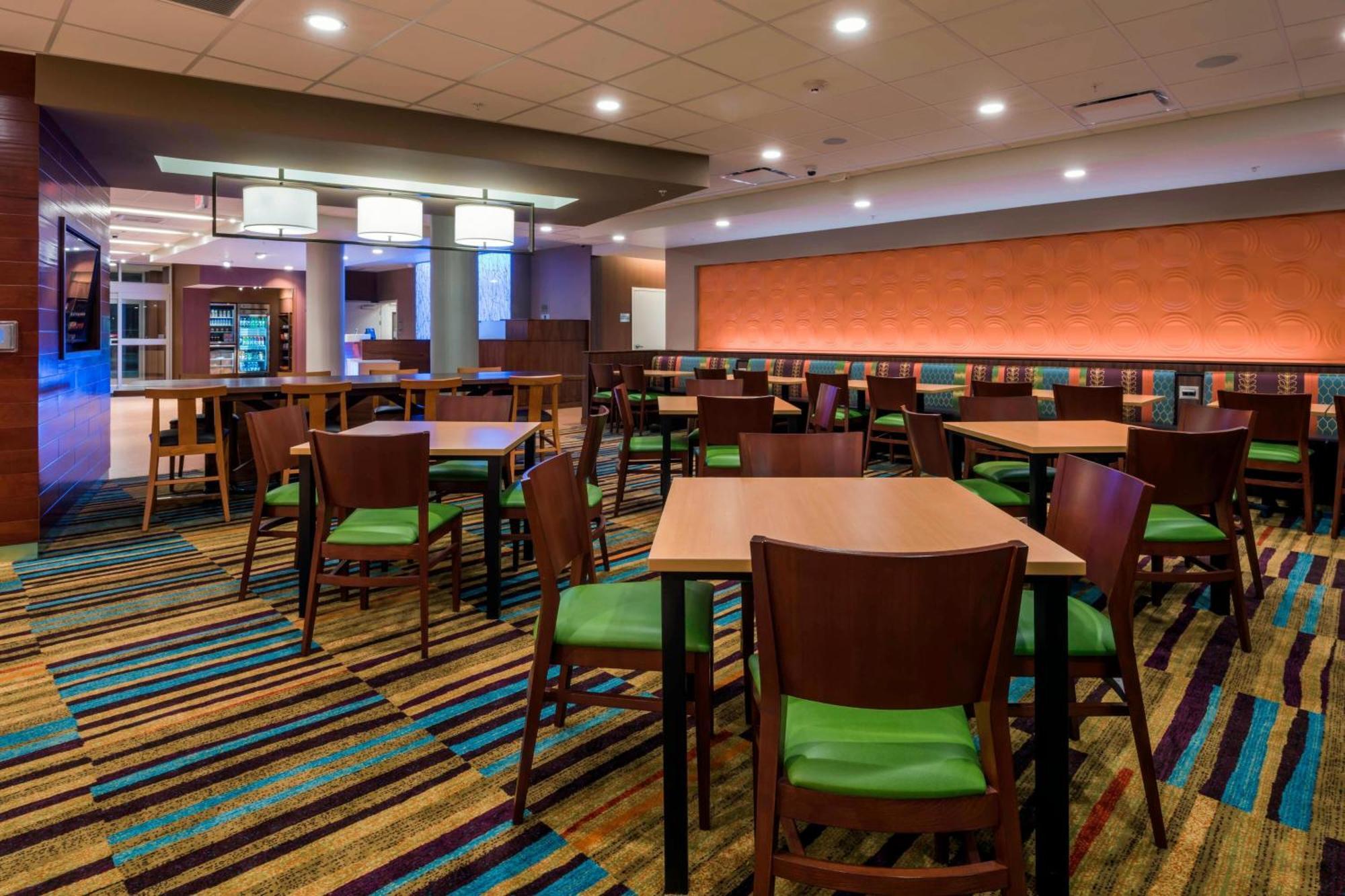 Fairfield Inn & Suites By Marriott Моузъс Лейк Екстериор снимка